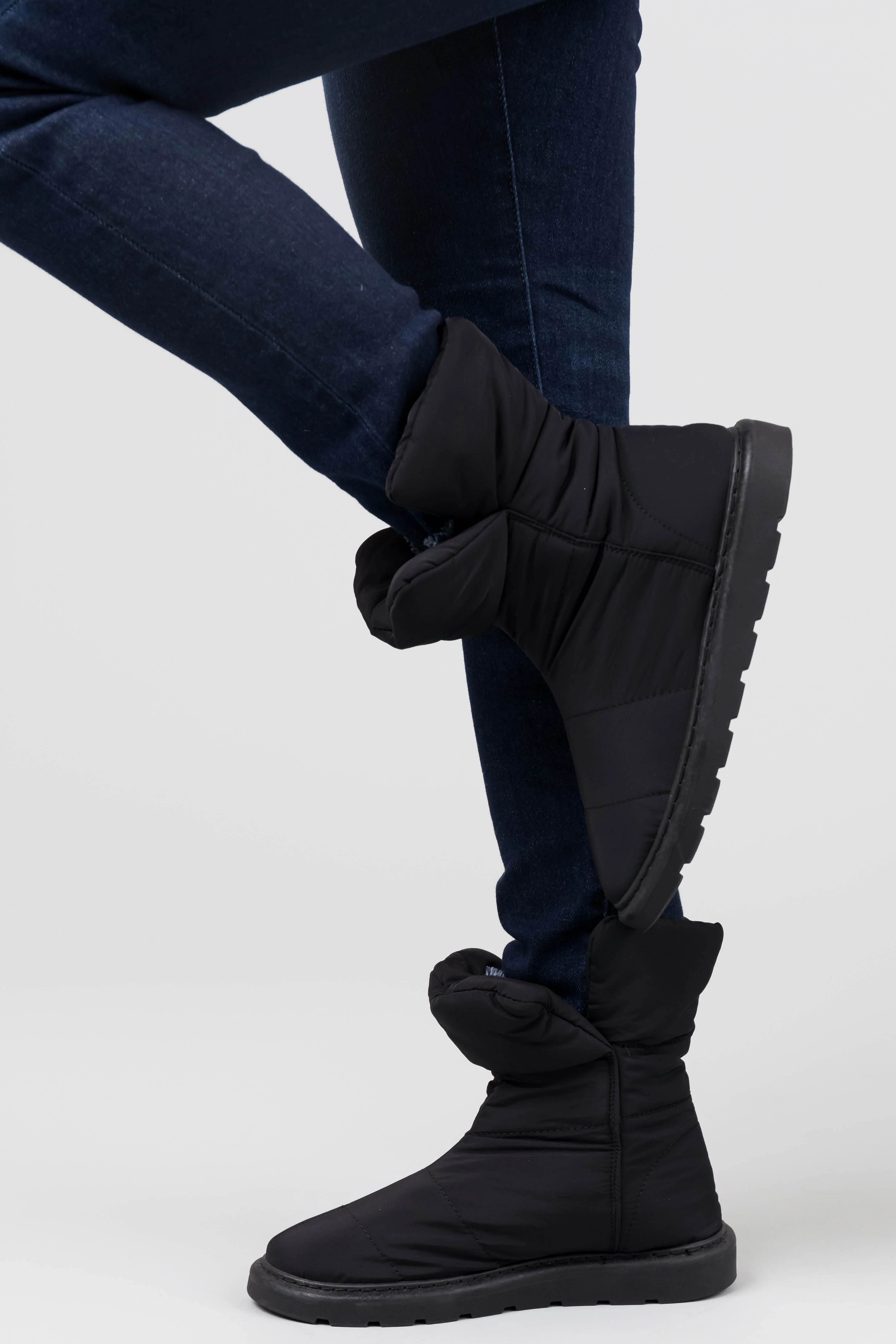 Black Nylon Quilted Treaded Sole Boots - LD SALE