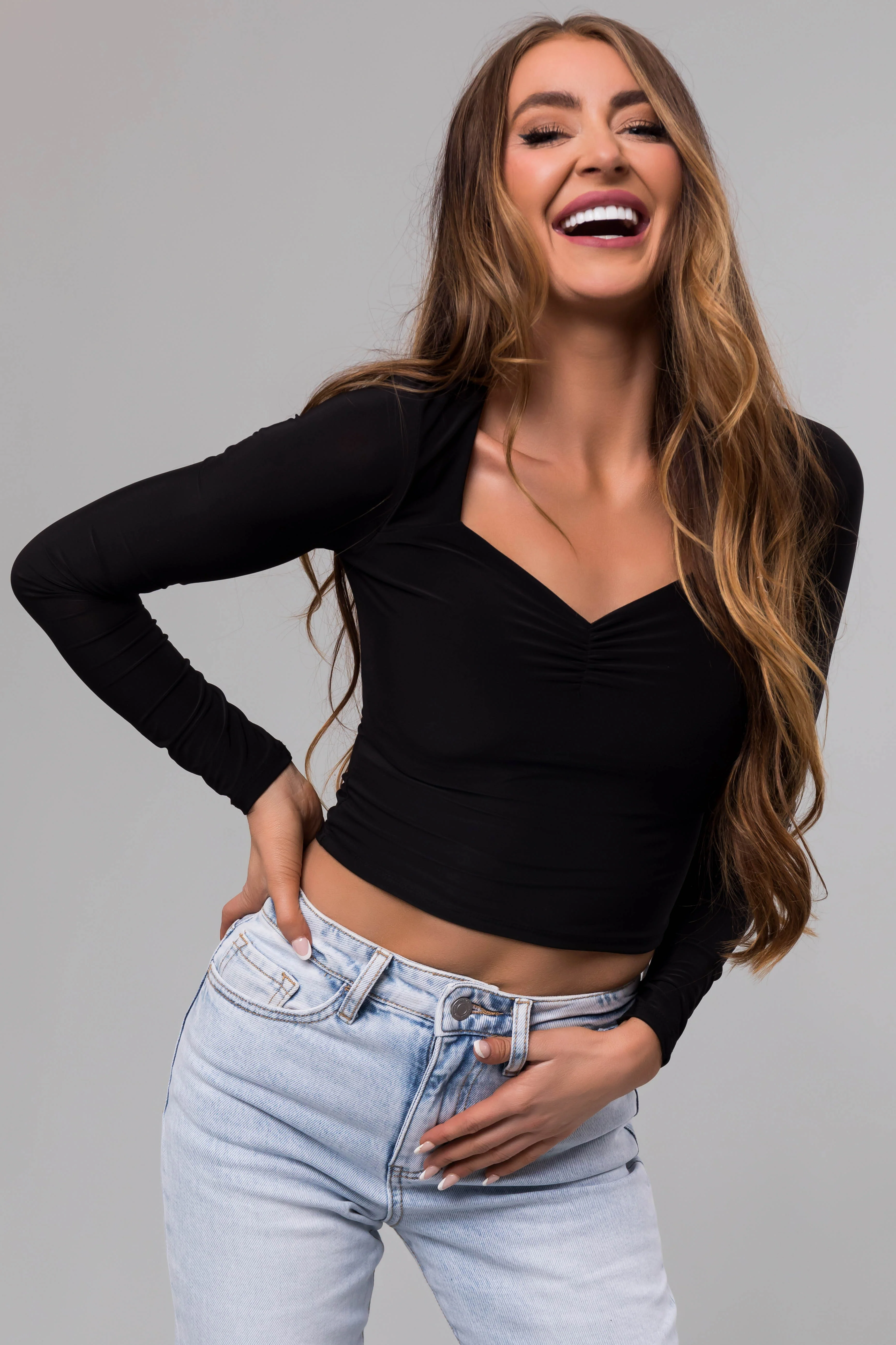 Black Sweetheart Neck Long Sleeve Crop Top - LD SALE