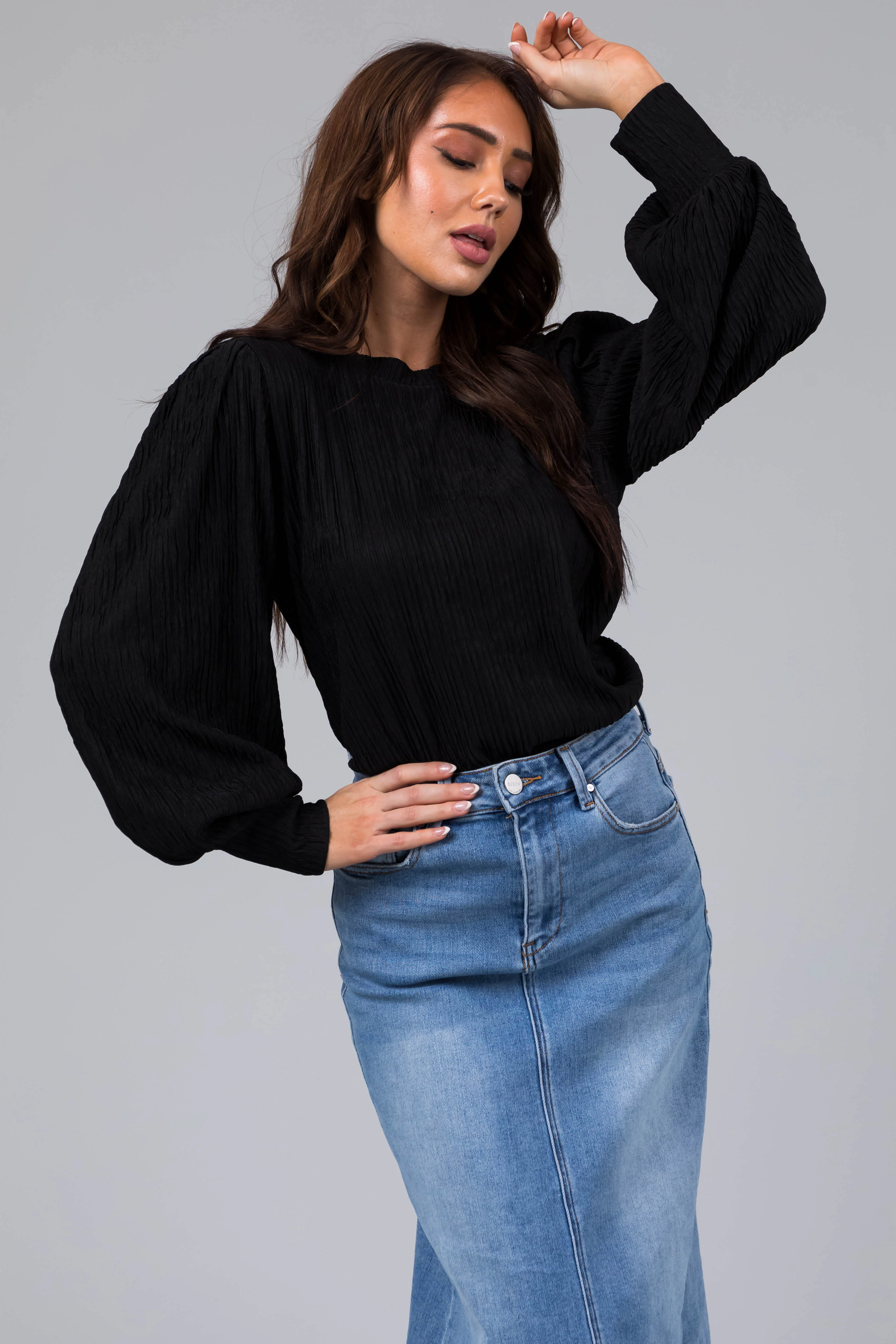 Black Long Bubble Sleeve Crinkle Top - LD SALE