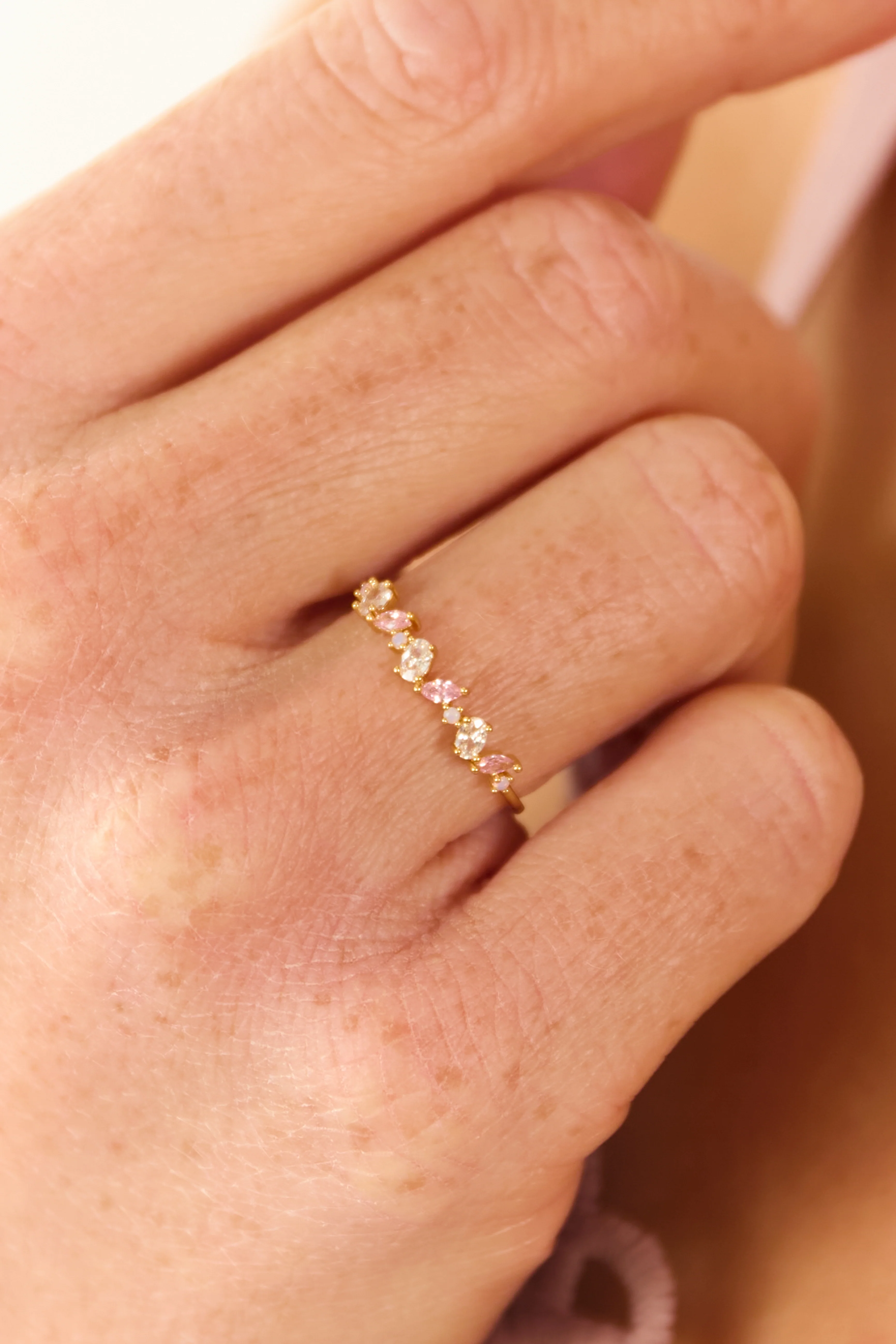 Gold Oval Rhinestone Studded Ring - LD SALE