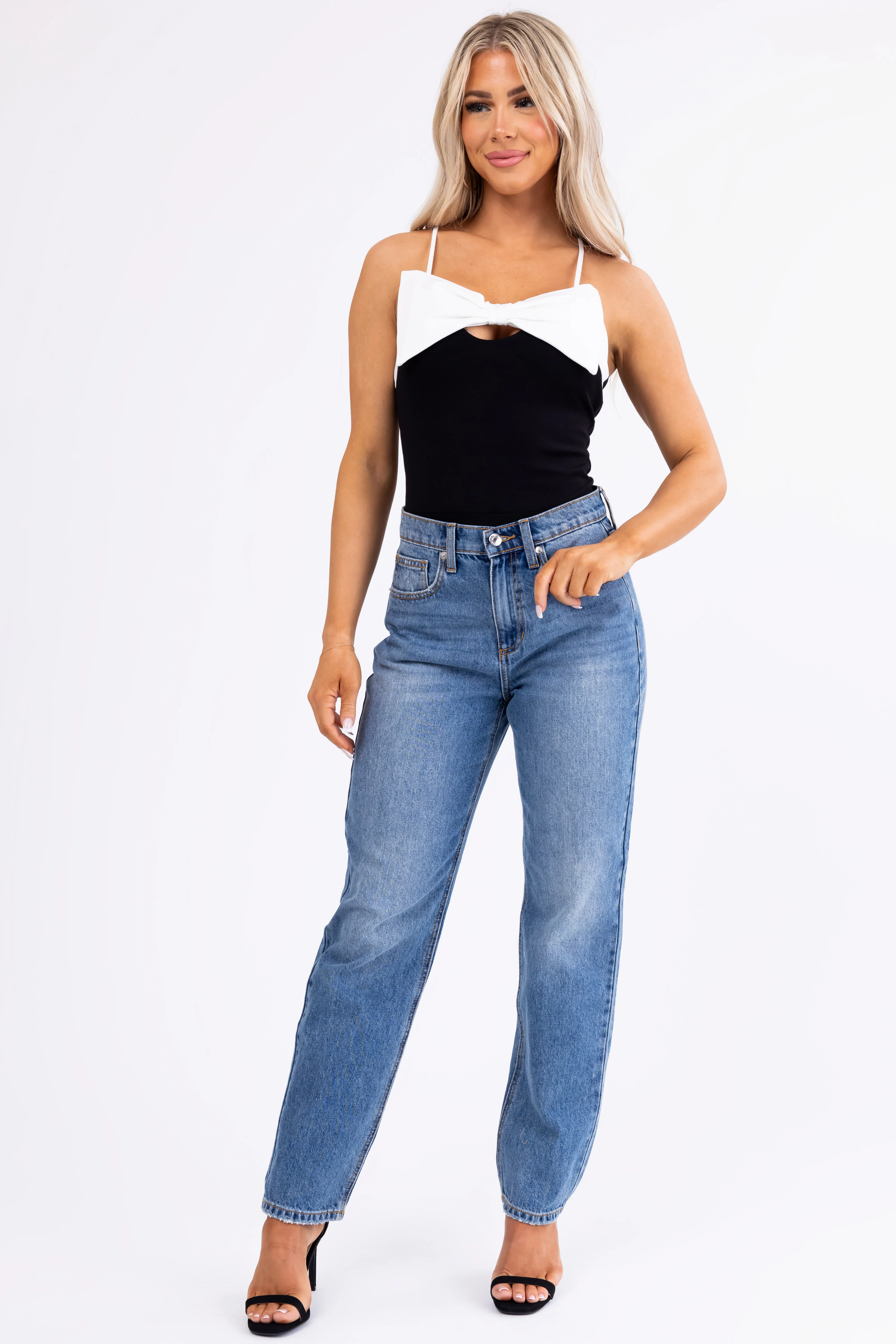 Sneak Peek Medium Wash Wide Leg Boyfriend Jeans - LD SALE