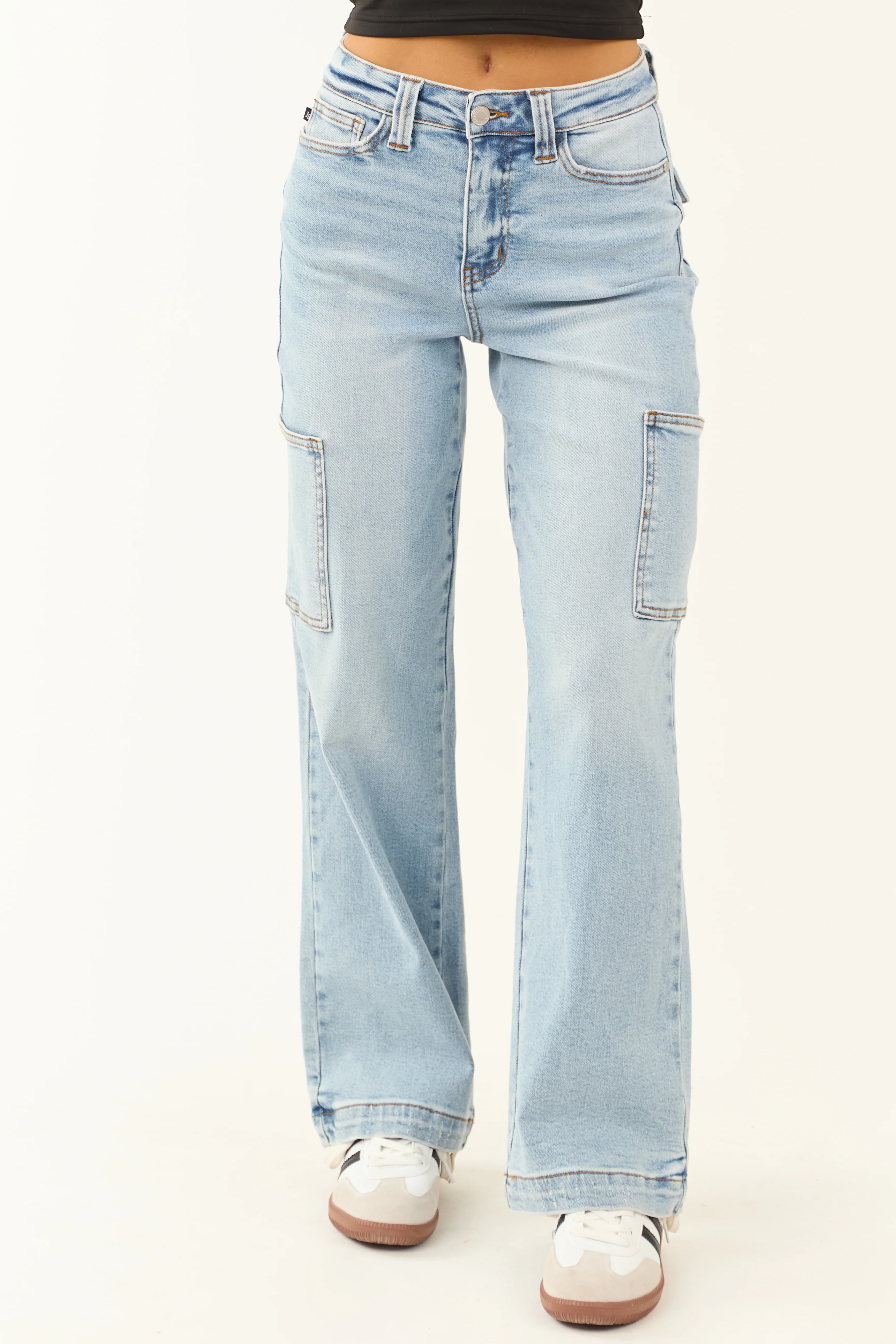 Judy Blue Light Wash Wide Leg Cargo Jeans - LD SALE