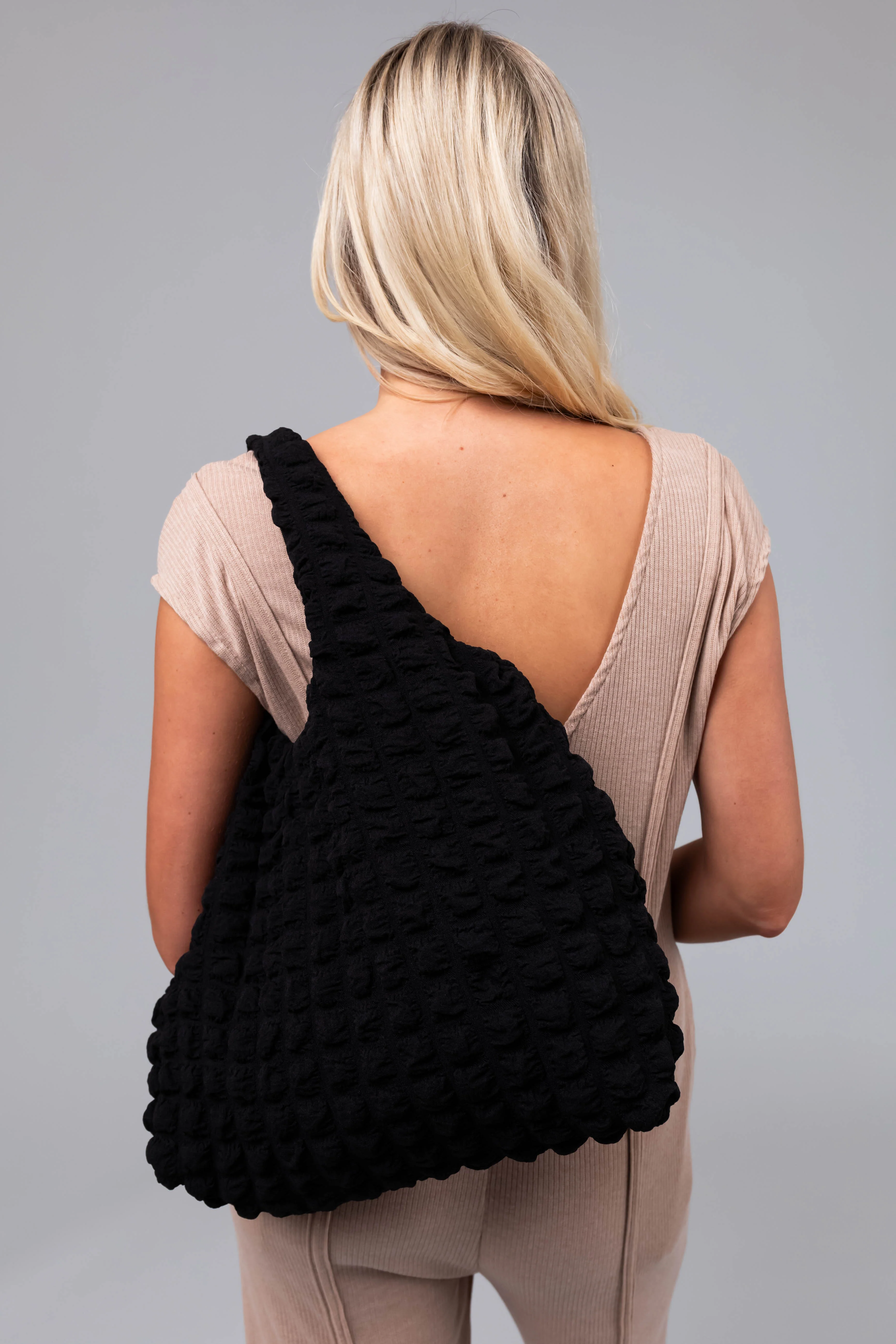 Black Puff Square Textured Handbag - LD SALE