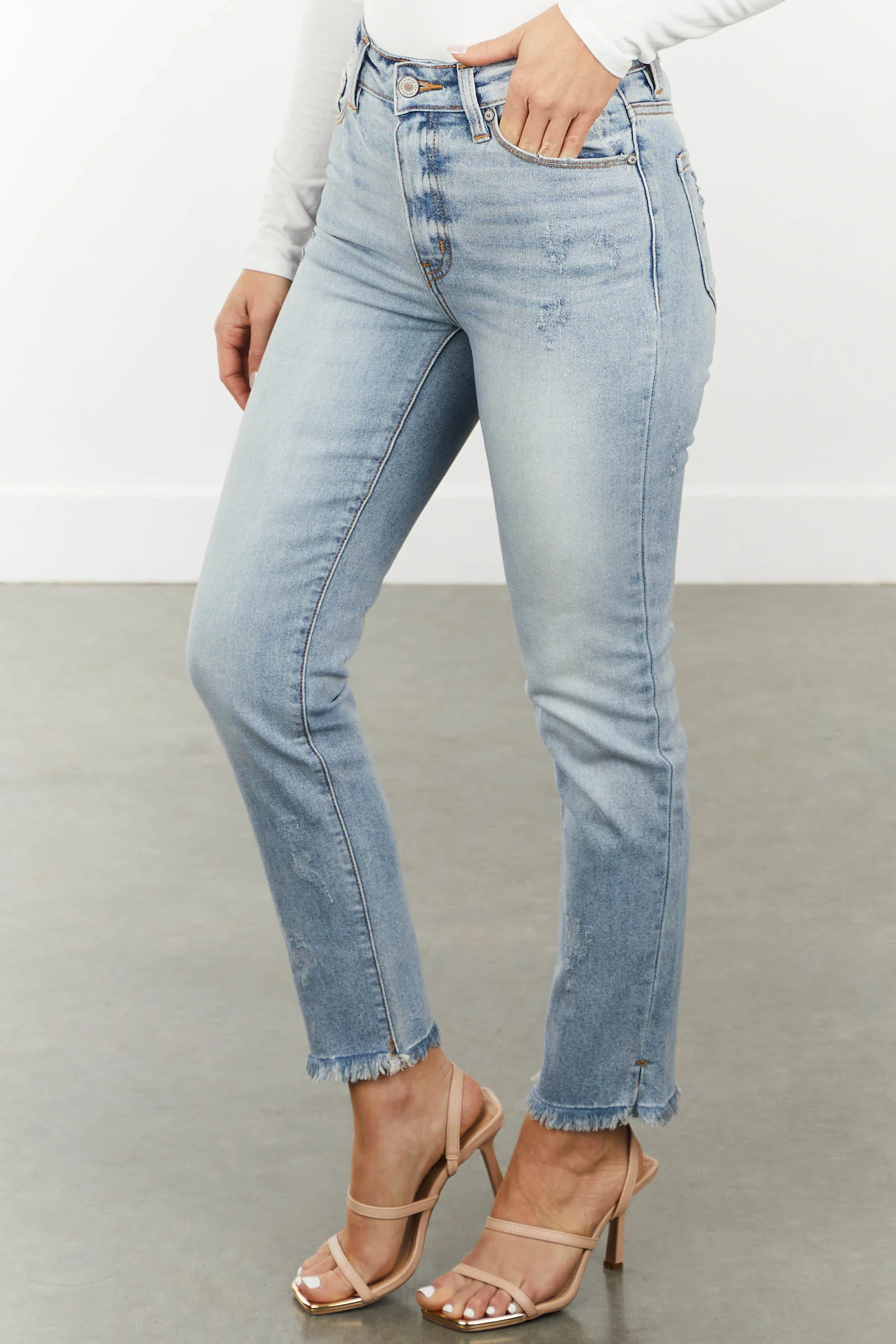 KanCan Light Wash Straight Leg Jeans with Frayed Hem - LD SALE
